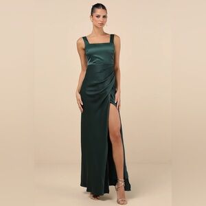 Lulus Red Carpet Romance Emerald Green Satin
Square Neck Maxi Dress
